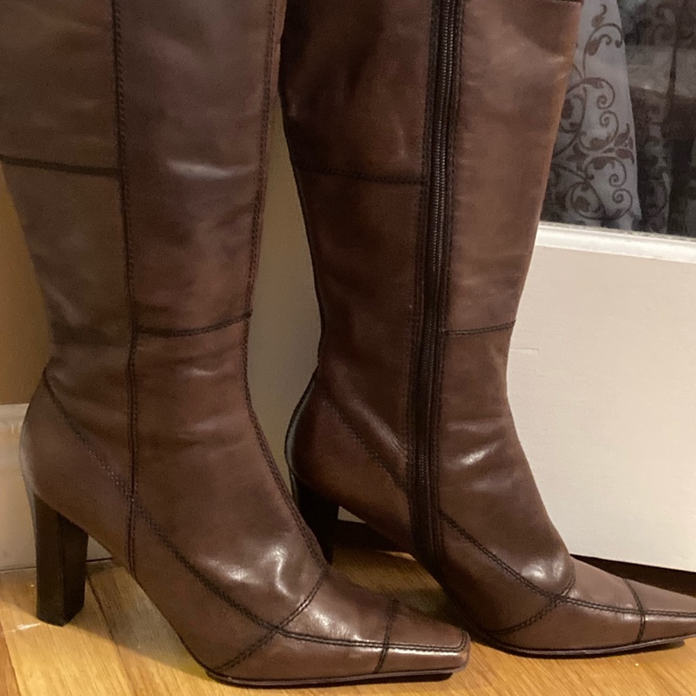 Stunning vintage brown leather patchwork look knee high / below the knee boots